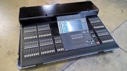 Console numérique YAMAHA M7CL-32 Console numérique YAMAHA M7CL-32